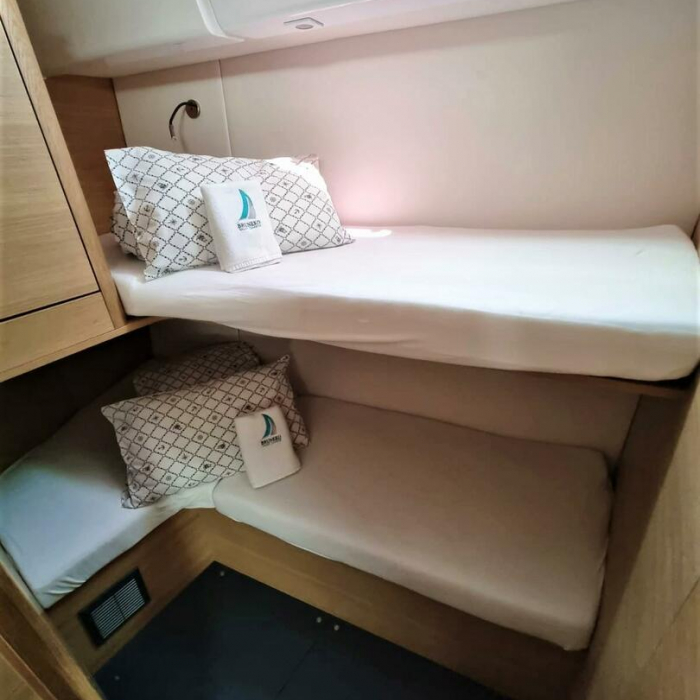 Contessa | Elan E6 photo 11