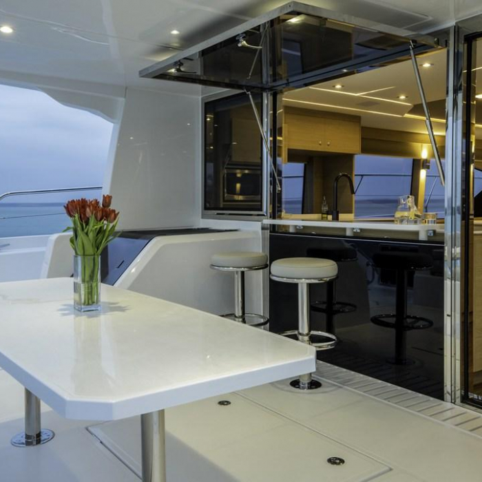 By My Side | Aquila 54 photo 5