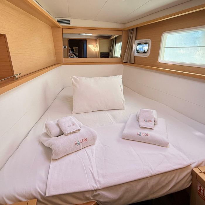 Lu Lu | Lagoon 450 Fly photo 12