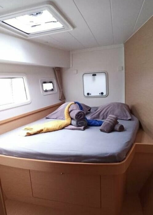 Taina | Lagoon 42 photo 21