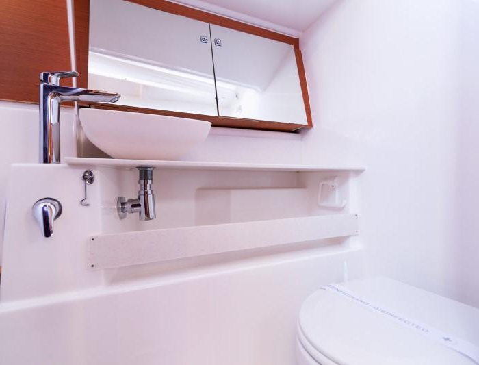 SWEETEST TAB00 | Dufour 430 GL photo 6