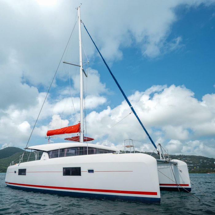 La Gloria | Lagoon 42 photo 2