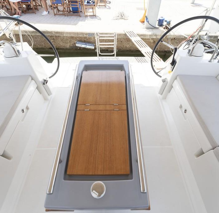 Avalon | Oceanis 45 photo 8