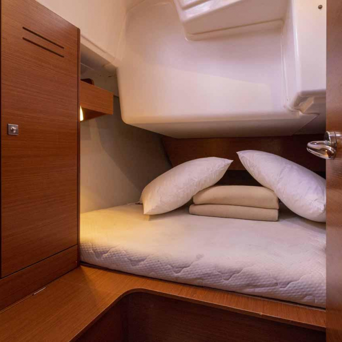 Shakey Ground | Dufour 360 GL photo 4