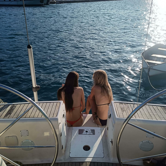 Freedom | Bavaria 44 photo 10