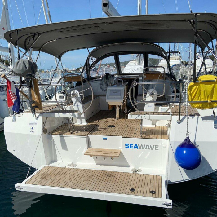 Seawave | Bavaria C42 photo 3