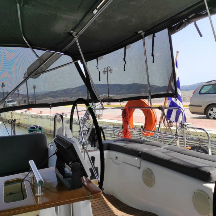 Valasia | Oceanis 54 photo 5