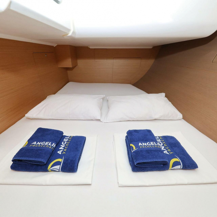 Delta | Dufour 412 GL photo 7