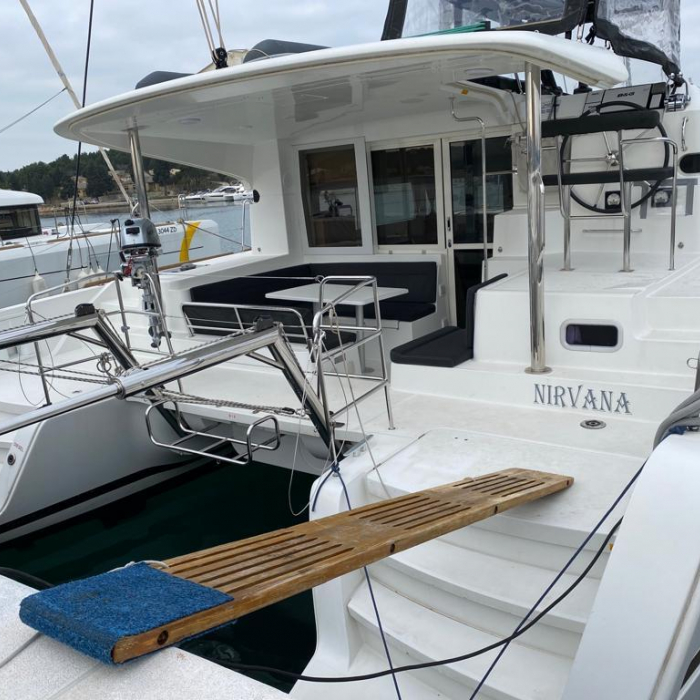 Nirvana | Lagoon 39 photo 8