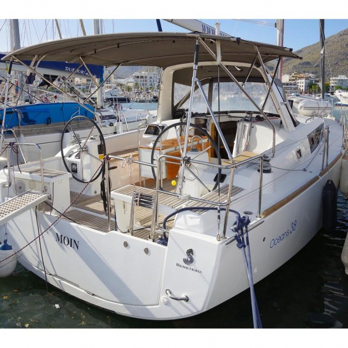 Moin | Oceanis 38 photo 9