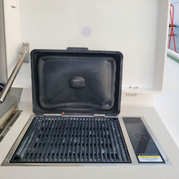 Trident | Leopard 50 photo 21