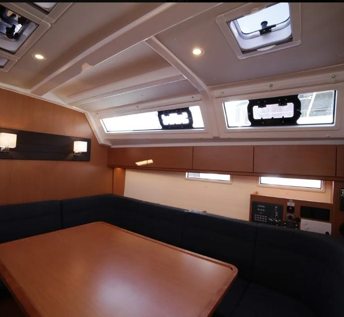 Sail Deneb | Bavaria 46 Cruiser photo 9