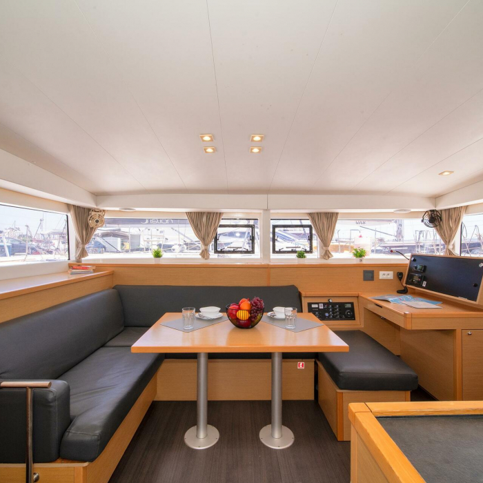 Callisto L400 | Lagoon 400 S2 photo 9