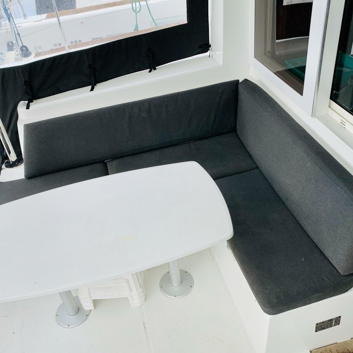 Unique | Lagoon 40 photo 11