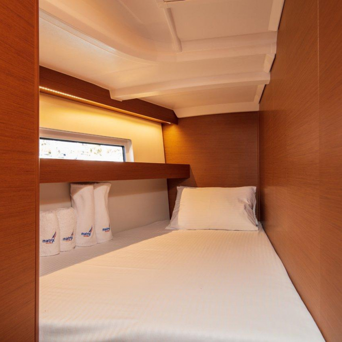 White Rabbit | Sun Odyssey 440 photo 28