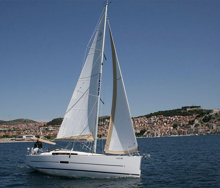 Luka | Dufour 350 GL photo 2