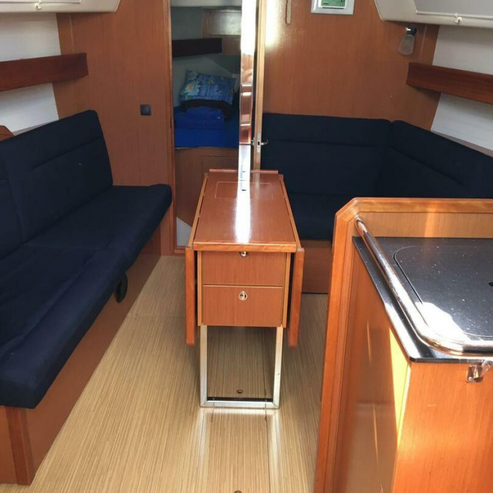 Nici | Bavaria Cruiser 32 photo 3