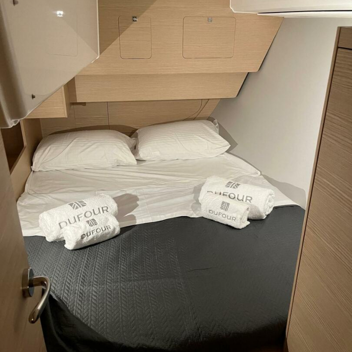 Alma | Dufour 37 photo 9