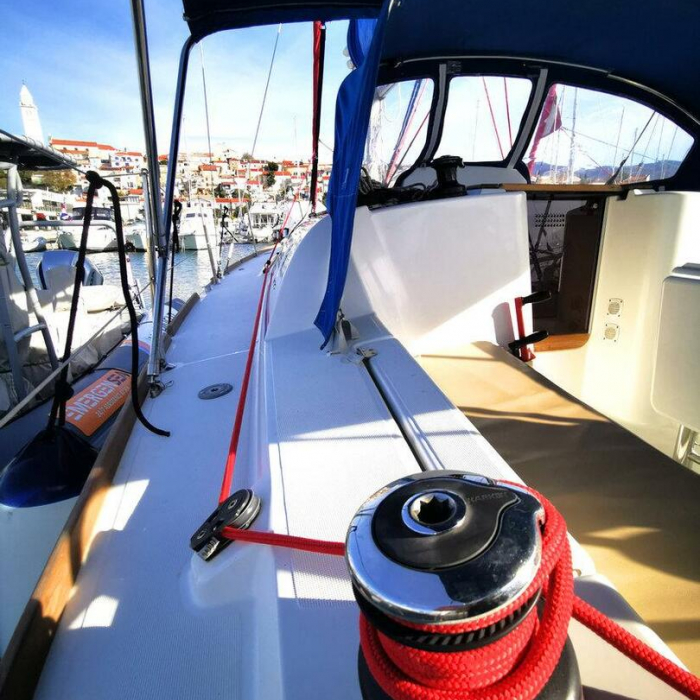 Paola | Sun Odyssey 33i photo 5