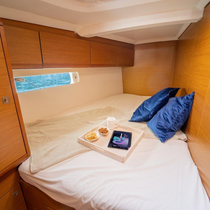 Ciao Bao | Sun Odyssey 519 photo 8