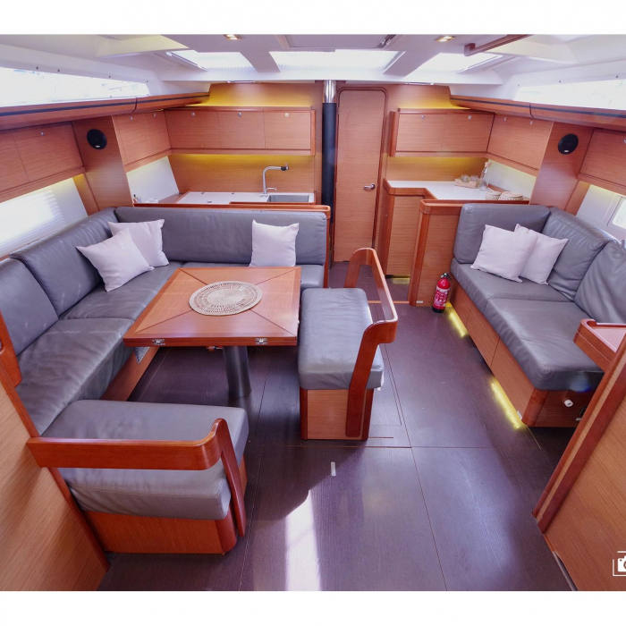 Stella - Water maker, Solar Panel | Dufour 520 GL photo 7