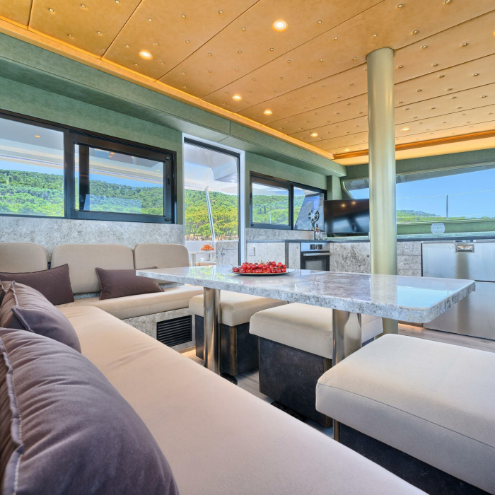 Gold | Luna 49 photo 20