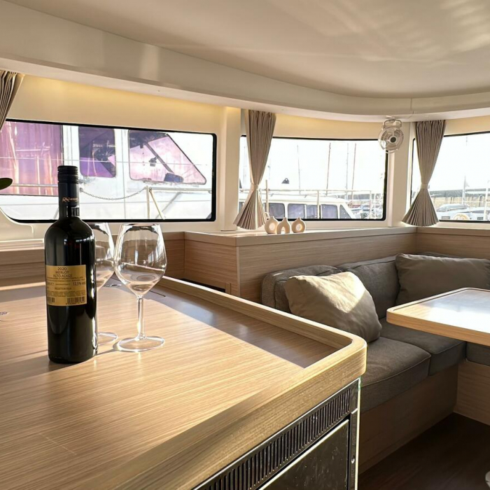Veryta | Lagoon 42 photo 29