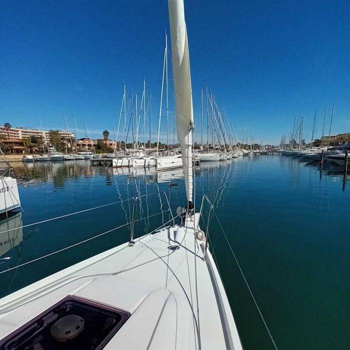 Giugi | Oceanis 30.1 photo 1