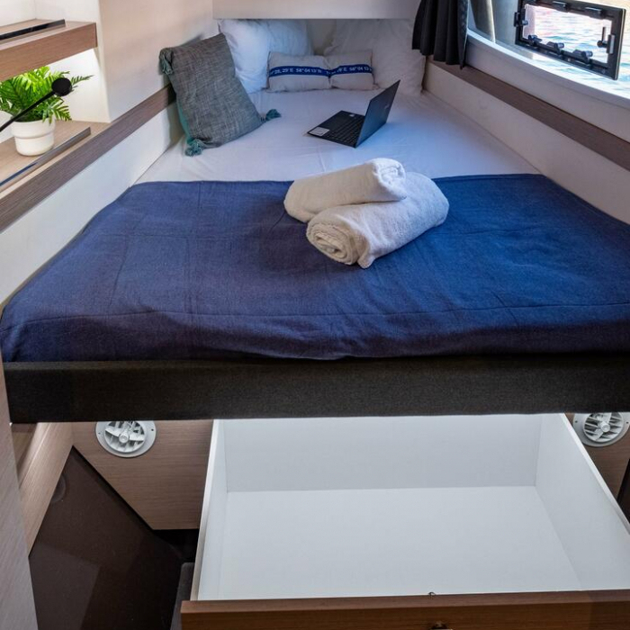 Artemis | Fountaine Pajot Isla 40 photo 20