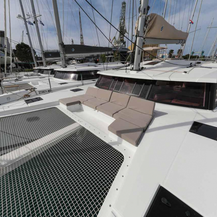Alchiba | Fountaine Pajot Astrea 42 photo 27