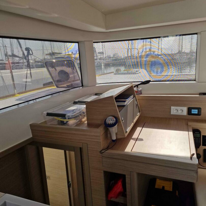 Prestige | Lagoon 40 photo 24