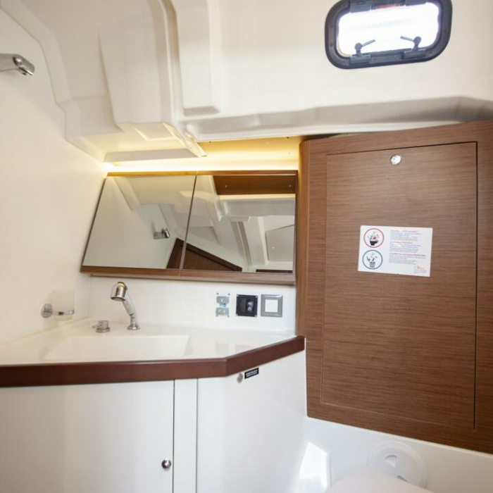 BreezY | Oceanis 46.1 photo 6