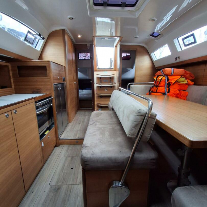 Albatros | Elan Impression 45 photo 2