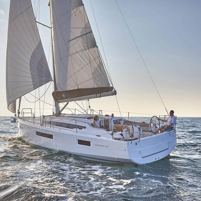 Hygge | Sun Odyssey 410 photo 2