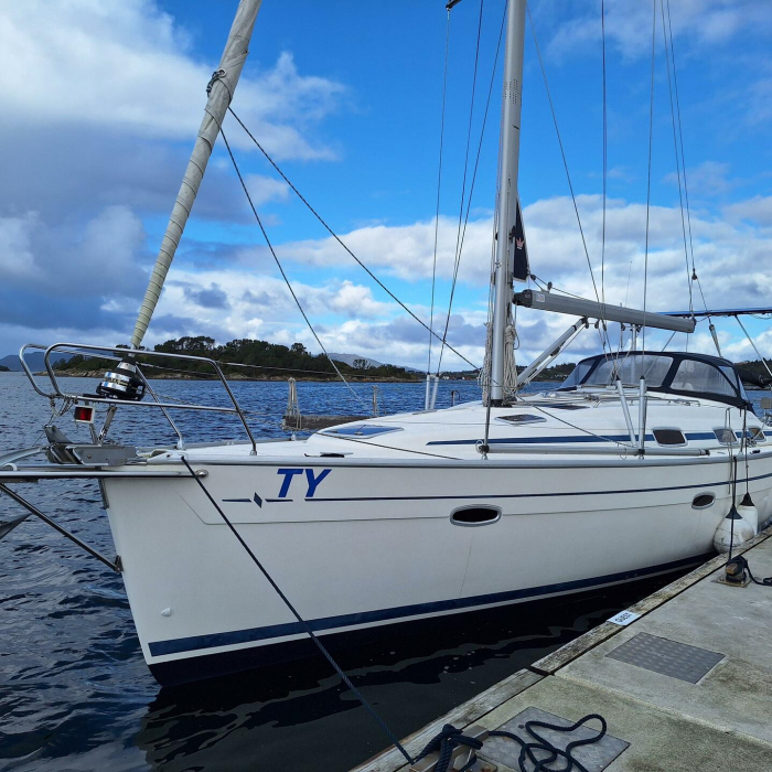 TY | Bavaria 39 Cruiser photo 2