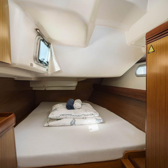 Ema | Sun Odyssey 42i photo 20