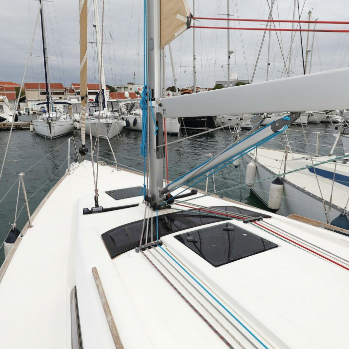 Sweet Lady | Dufour 350 GL photo 30