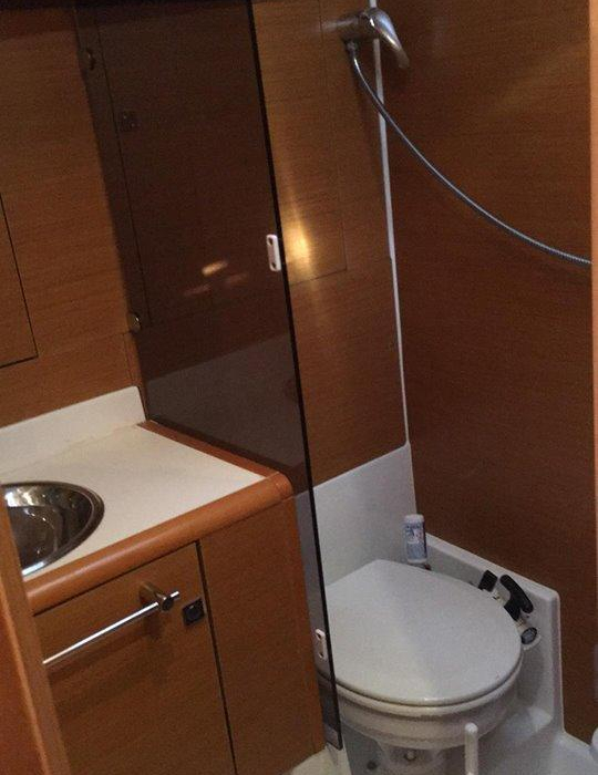 Kontiki | Sun Odyssey 439 photo 5