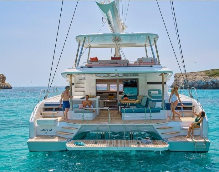 Hydrus | Lagoon 55 photo 2