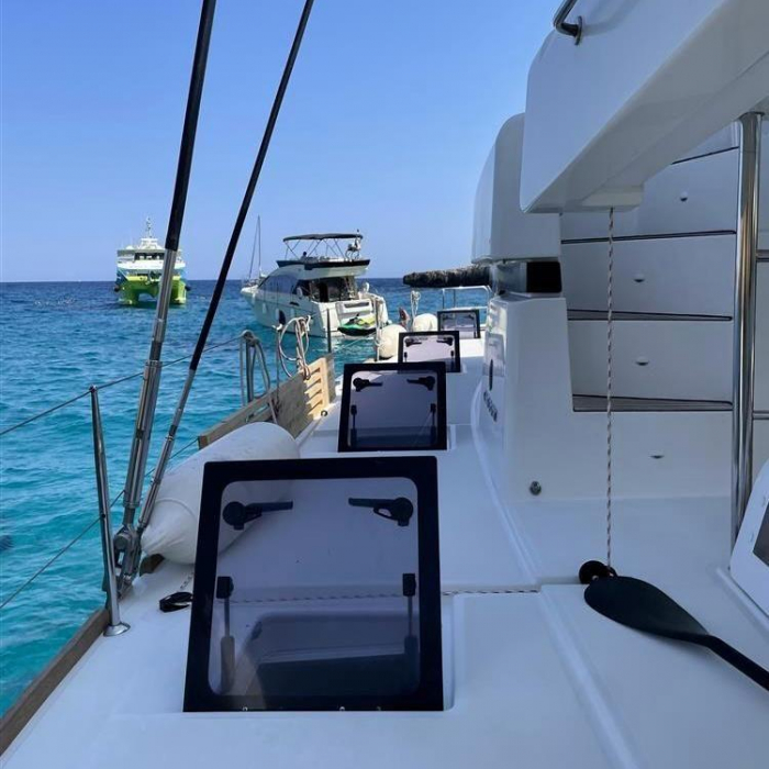 Jolie | Lagoon 52F photo 16