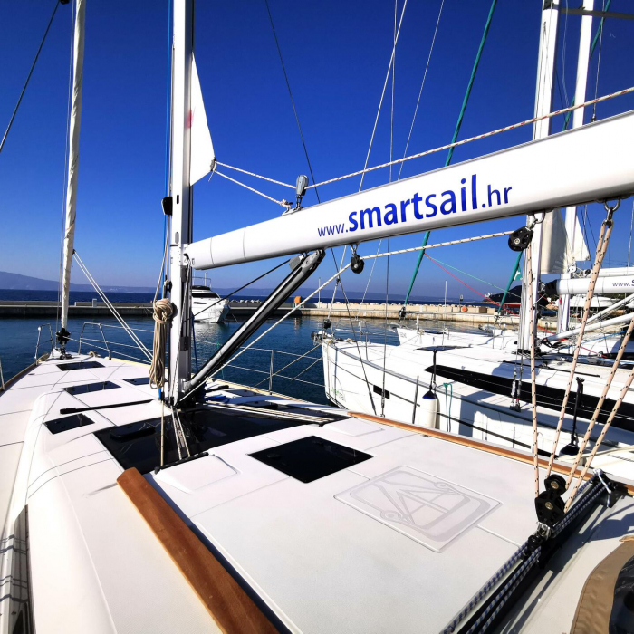 Mega | Dufour 460 photo 2