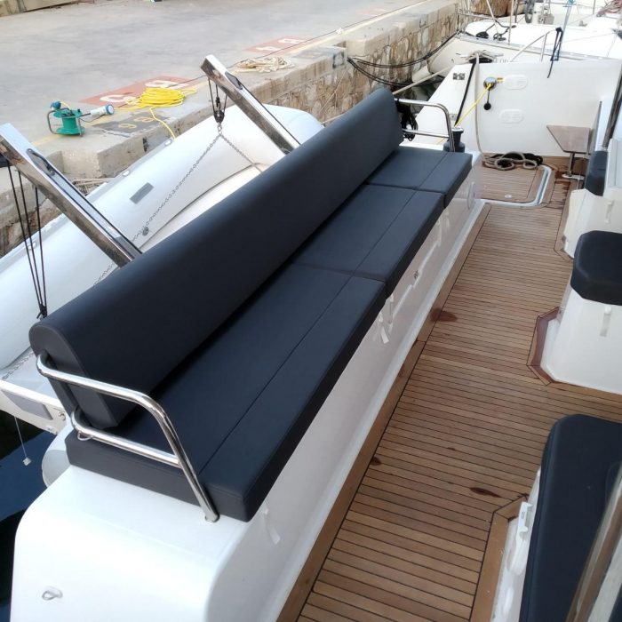 Nancy | Astrea 42 photo 8