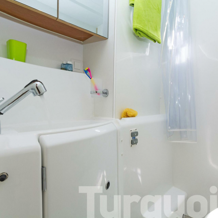 Turquoise | Lagoon 400 S2 photo 37