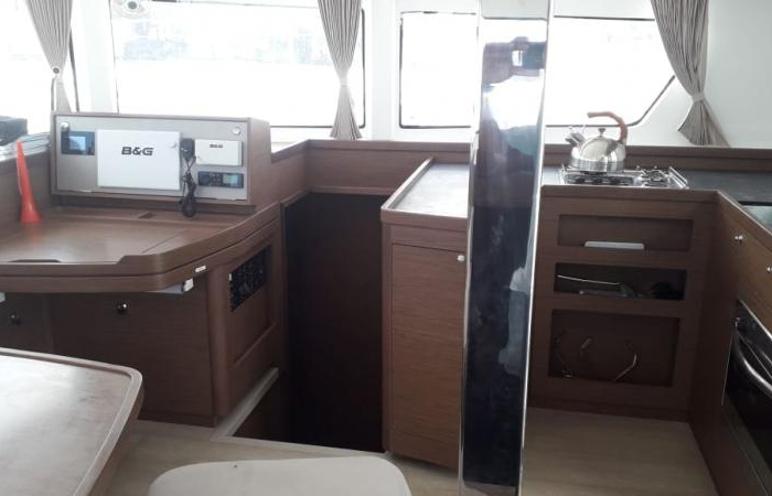 Utopia | Lagoon 42 photo 3