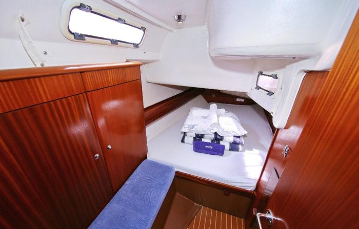 Scorpion | Bavaria 44 photo 9