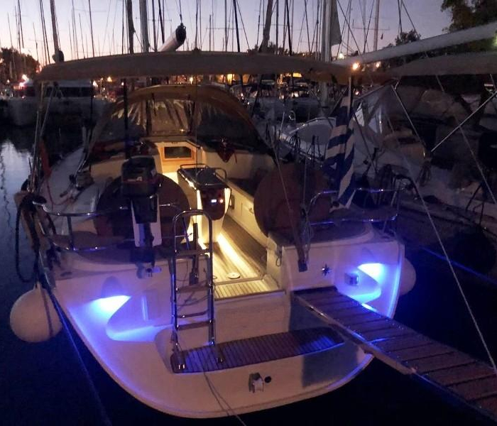 REN - TOTAL | Sun Odyssey 43 photo 4