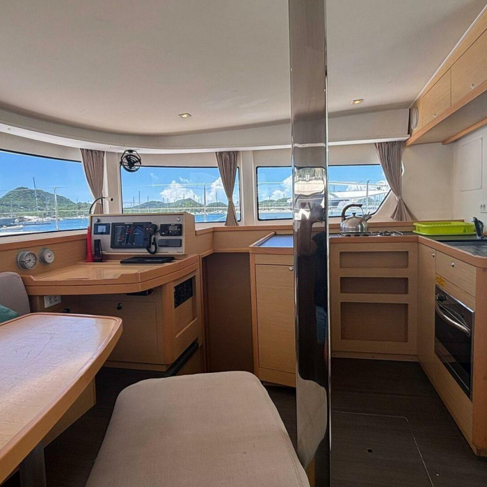 Tigra | Lagoon 42 photo 13