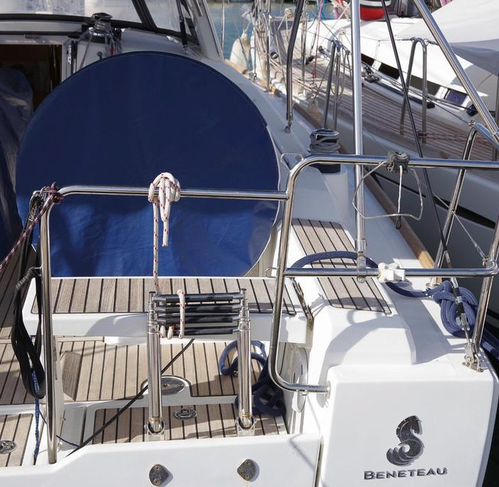 Moin | Oceanis 38 photo 13