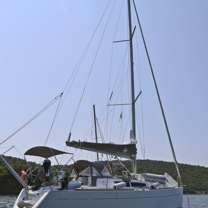 Afroessa | Sun Odyssey 33i photo 1