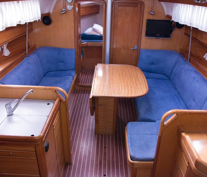 ANA (new sails 2019) | Bavaria 38 Cruiser photo 3